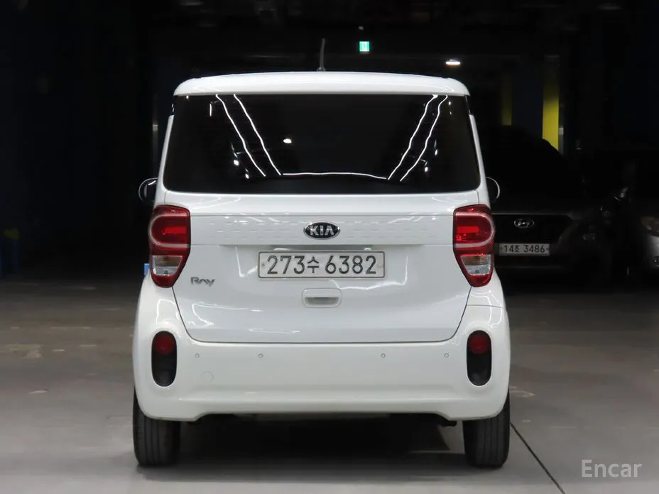 Фото 3 - Kia Ray