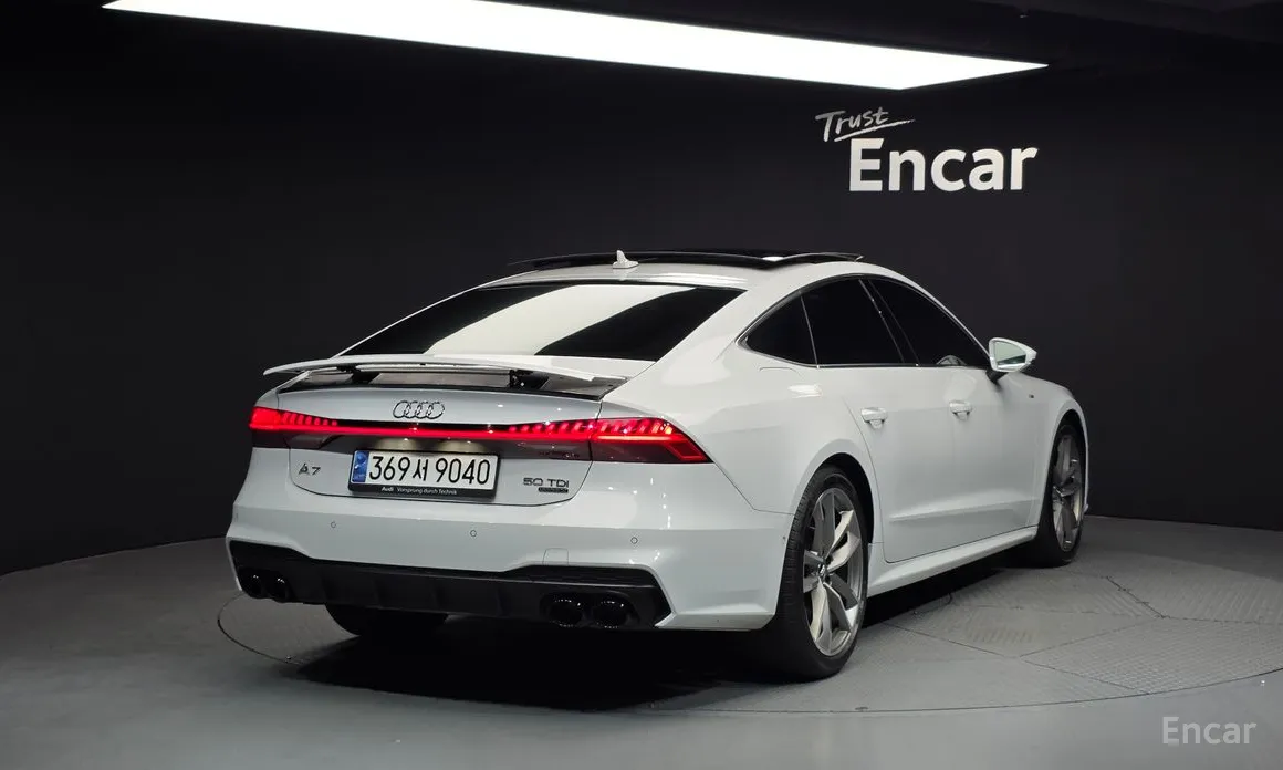 Фото 2 - Audi A7