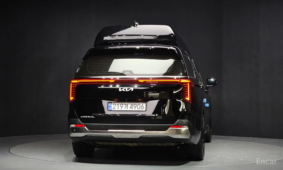 Фото 4 - Kia Carnival