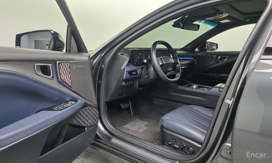 Фото 13 - Kia K8