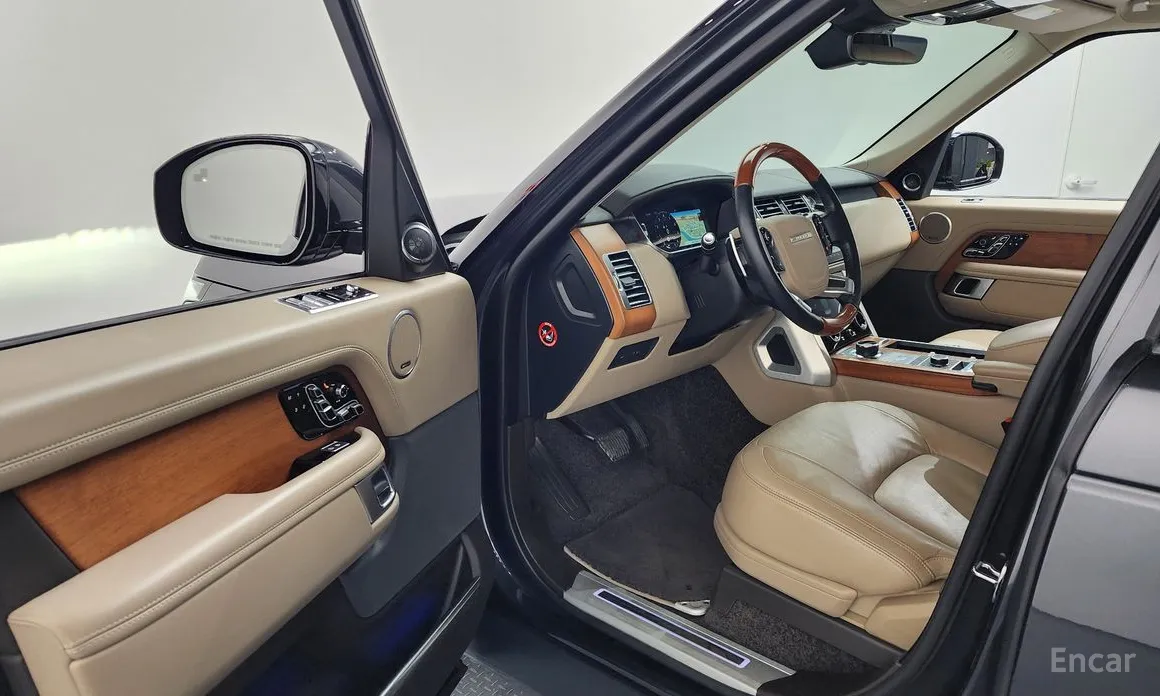 Фото 10 - Land Rover Range Rover