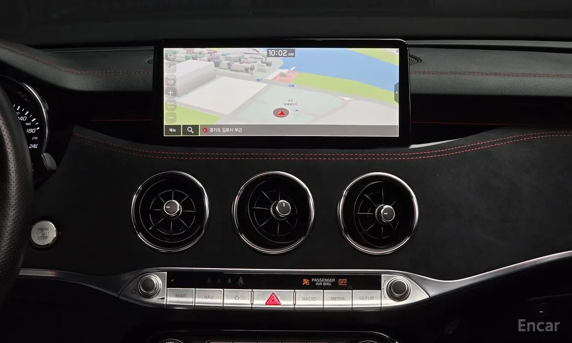 Фото 14 - Kia Stinger