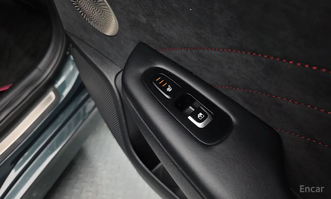 Фото 19 - Kia Stinger