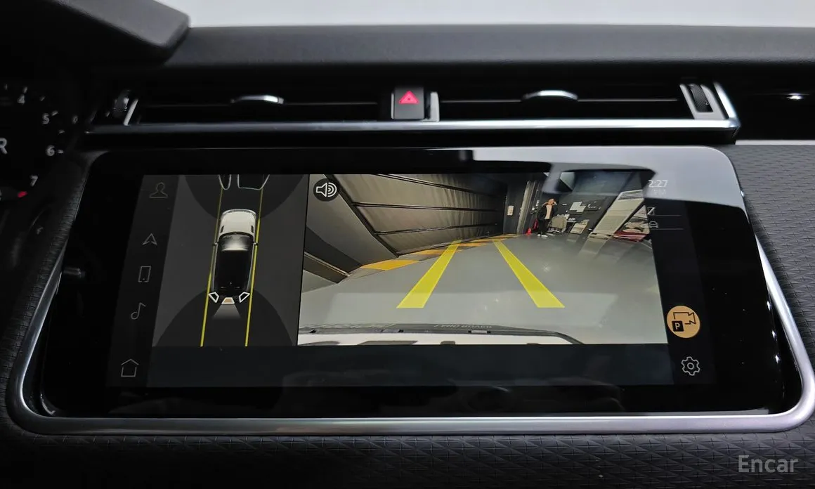 Фото 15 - Land Rover Range Rover Velar