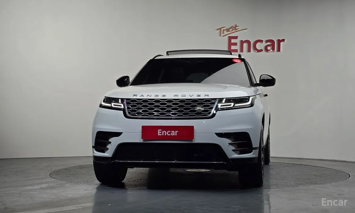 Фото 3 - Land Rover Range Rover Velar