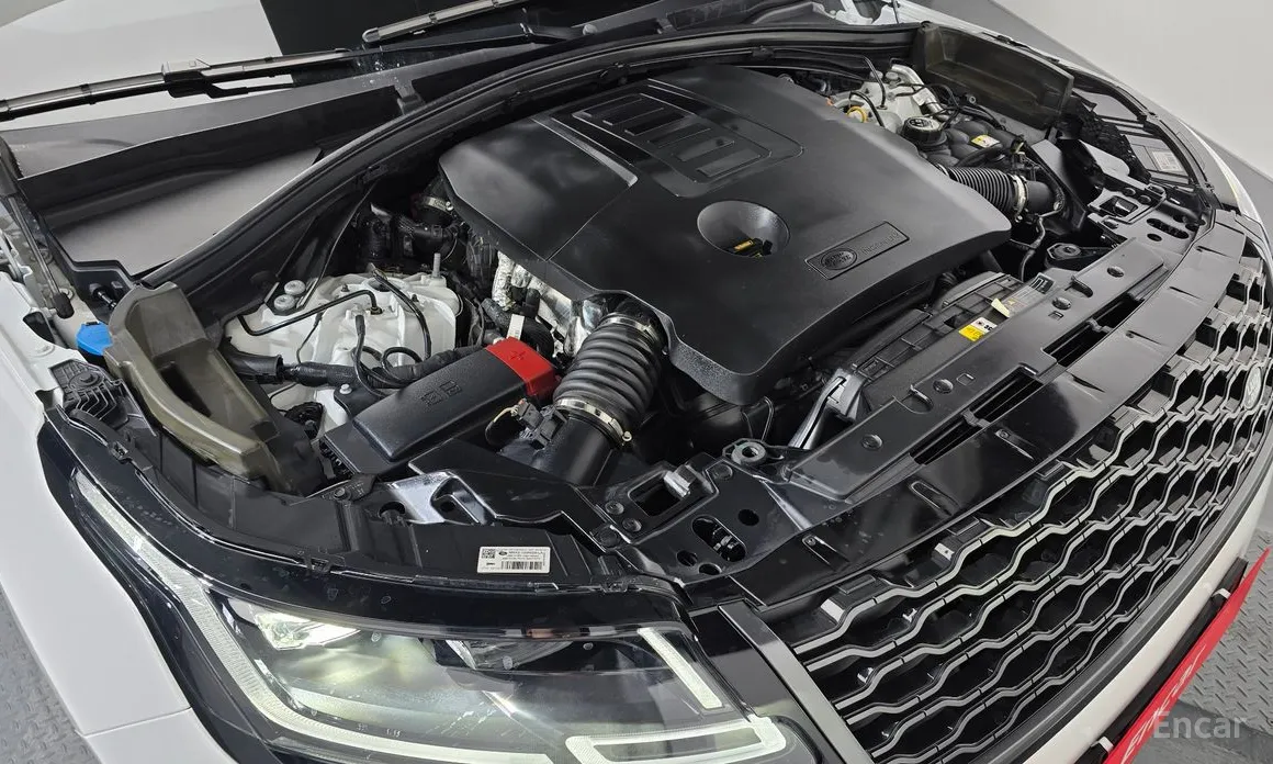 Фото 6 - Land Rover Range Rover Velar