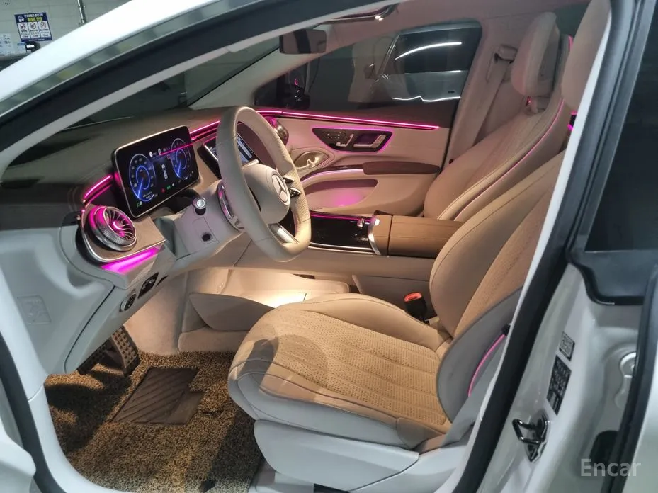 Фото 10 - Mercedes-Benz EQS