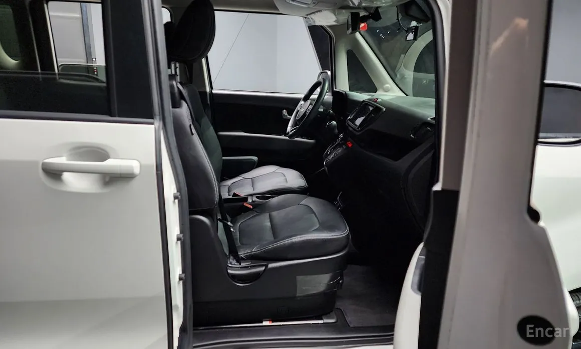 Фото 11 - Kia Ray