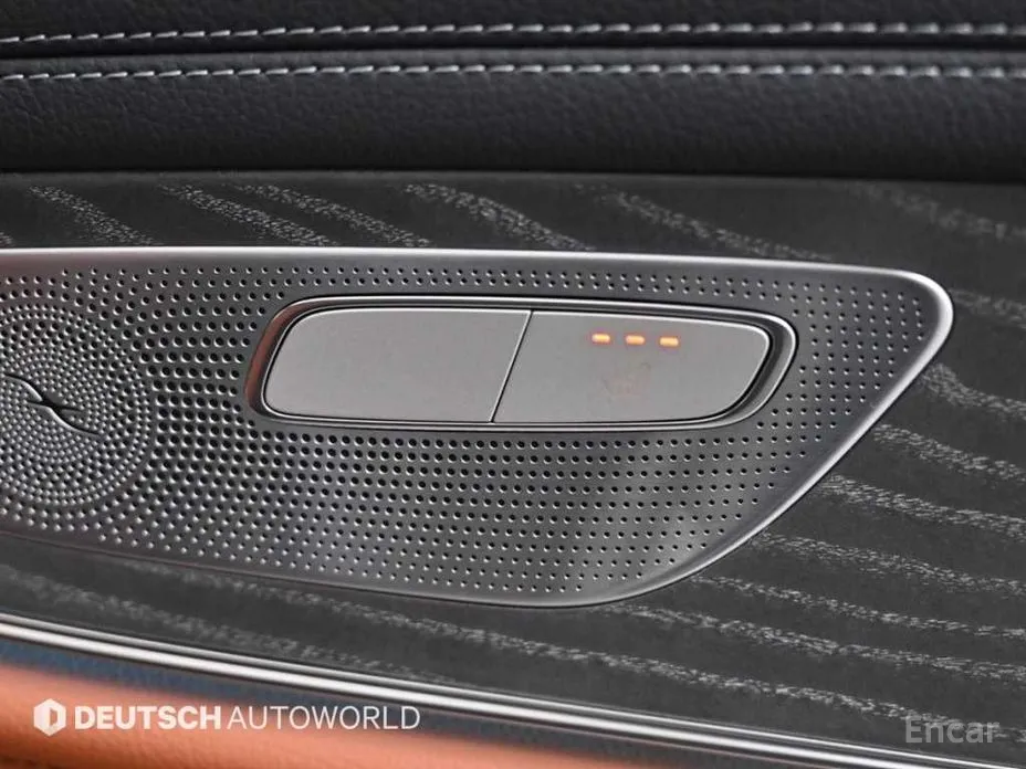 Фото 16 - Mercedes-Benz CLS-Class