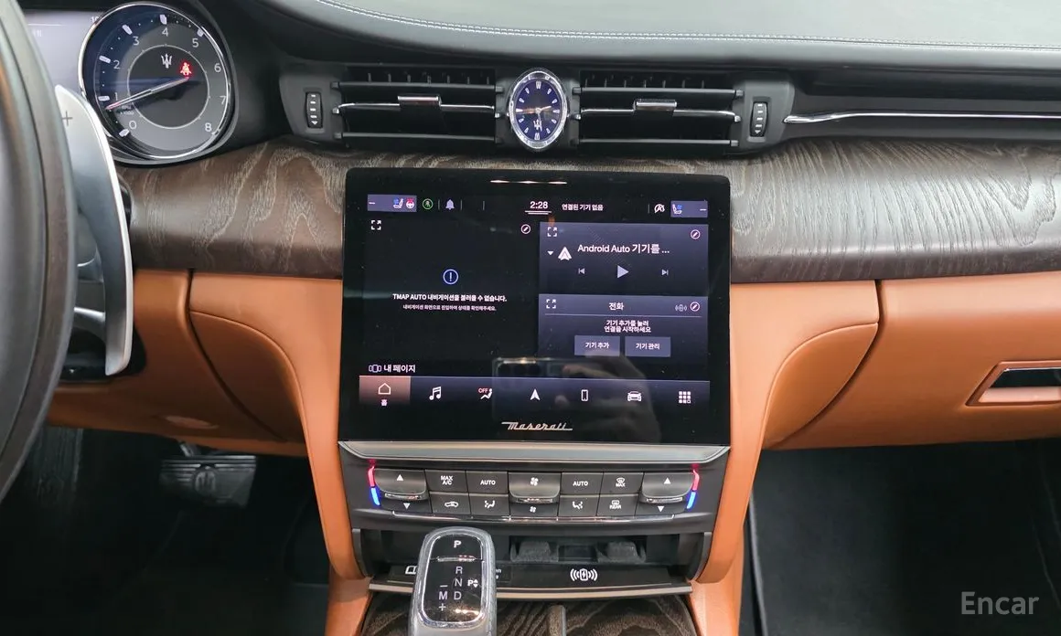 Фото 14 - Maserati Quattroporte