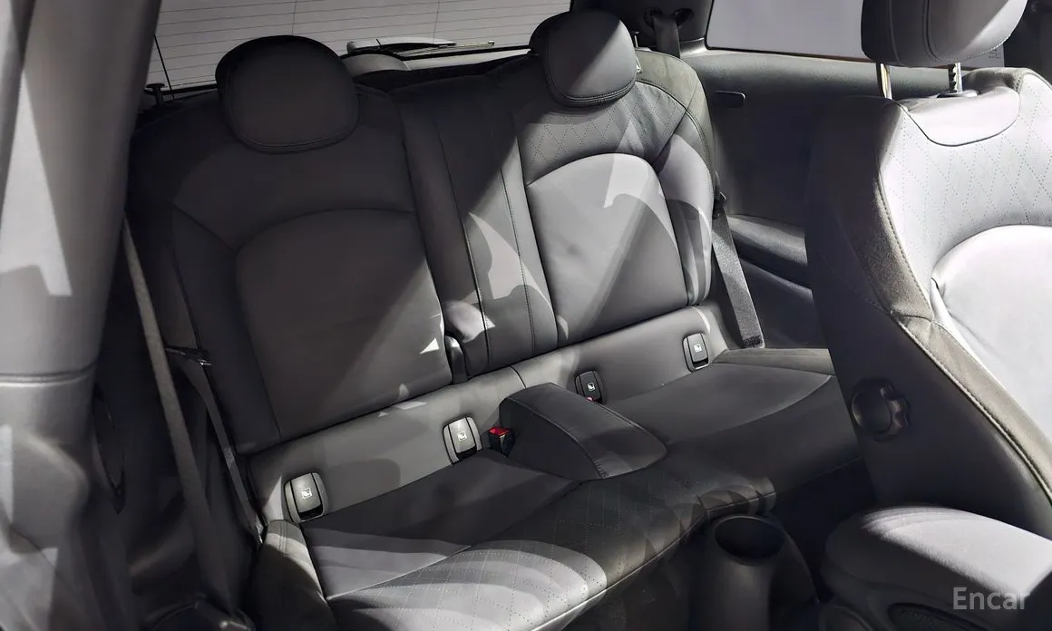 Фото 12 - Mini Cooper