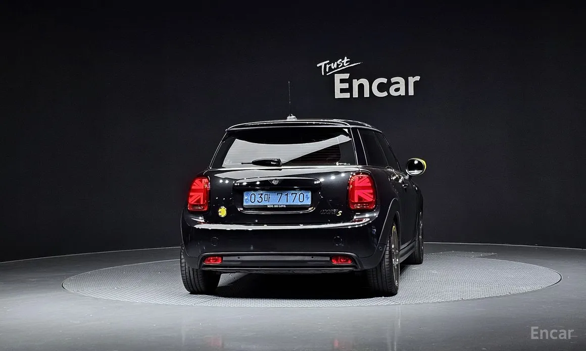 Фото 4 - Mini Cooper