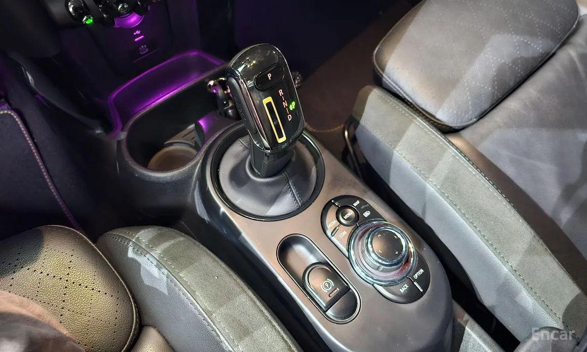 Фото 9 - Mini Cooper