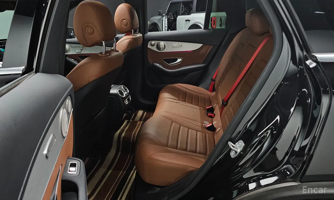 Фото 12 - Mercedes-Benz GLC-Class