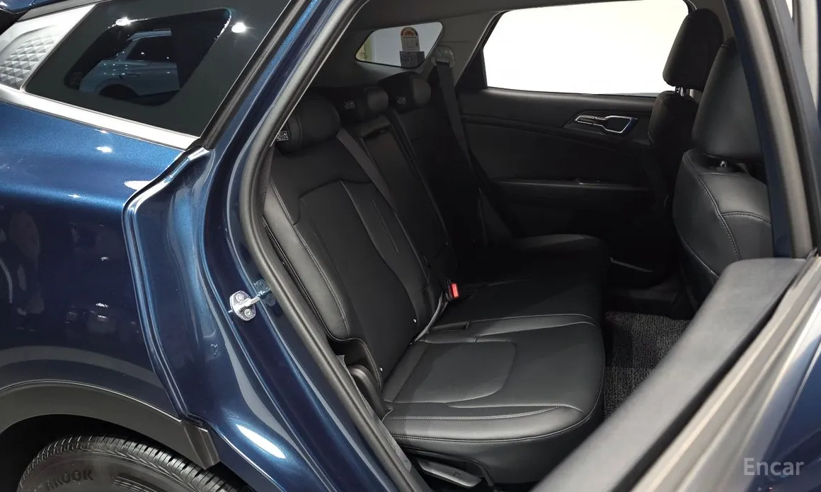 Фото 11 - Kia Sportage