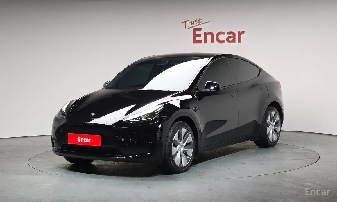 Фото 1 - Tesla Model Y