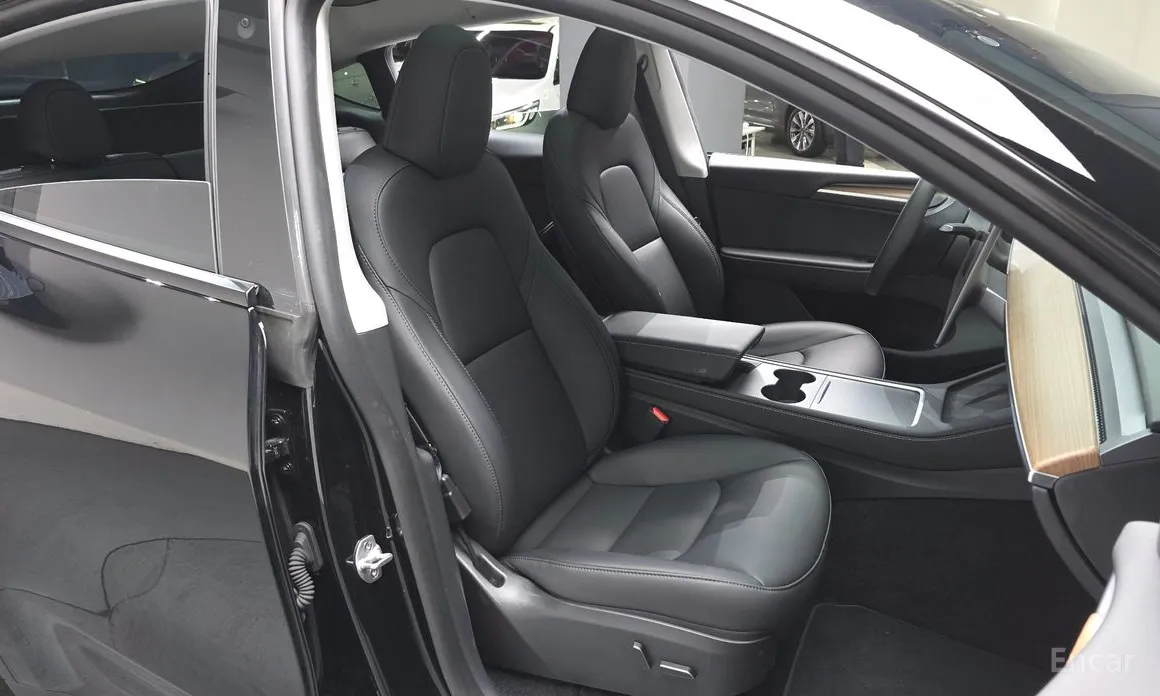 Фото 12 - Tesla Model Y