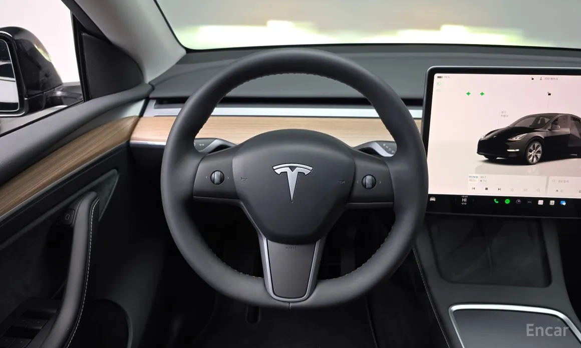 Фото 13 - Tesla Model Y