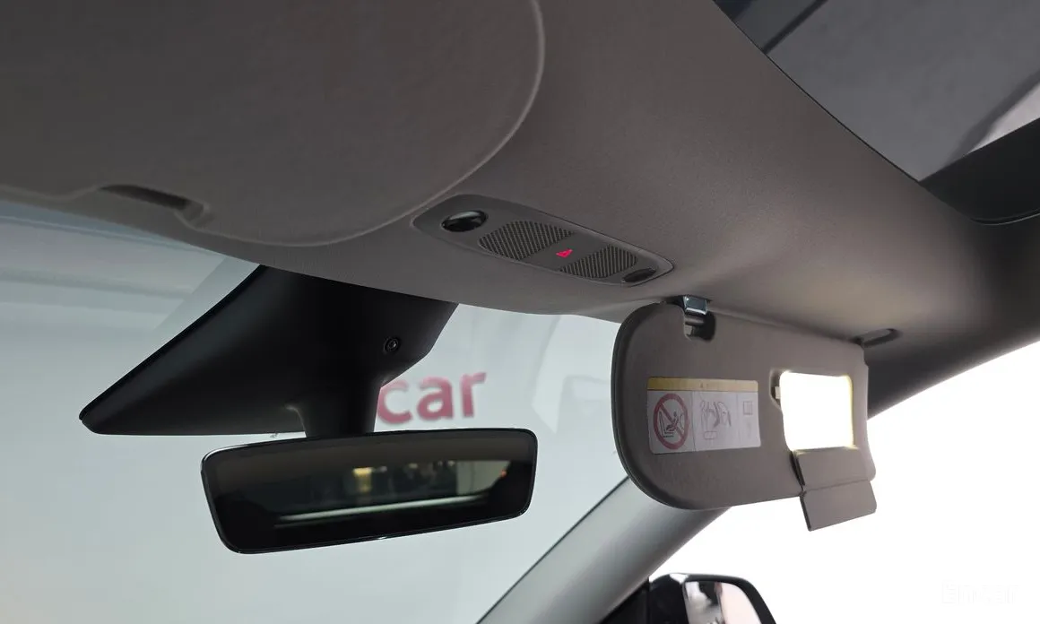 Фото 17 - Tesla Model Y