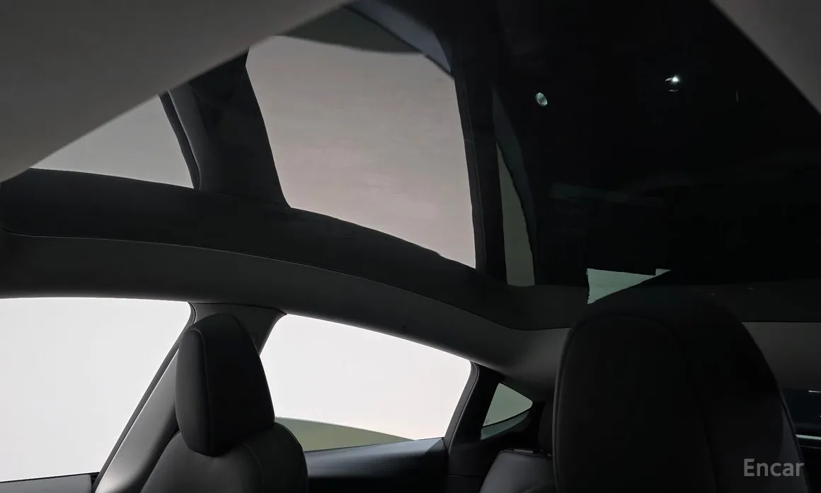 Фото 18 - Tesla Model Y