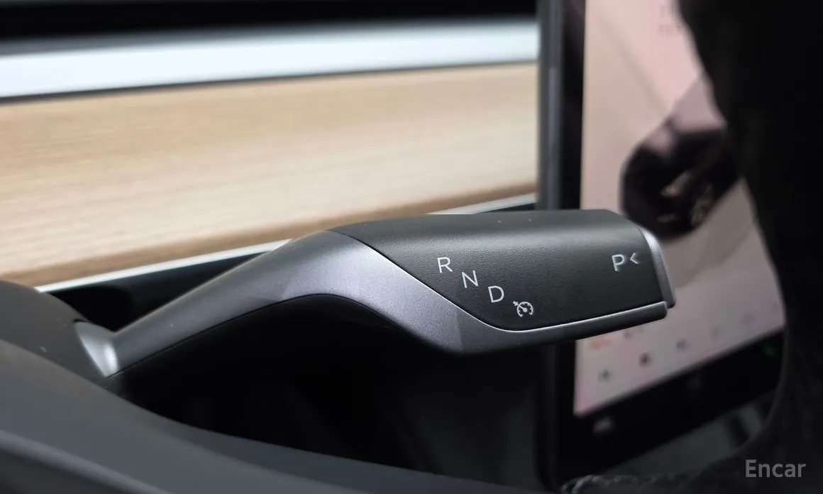 Фото 9 - Tesla Model Y