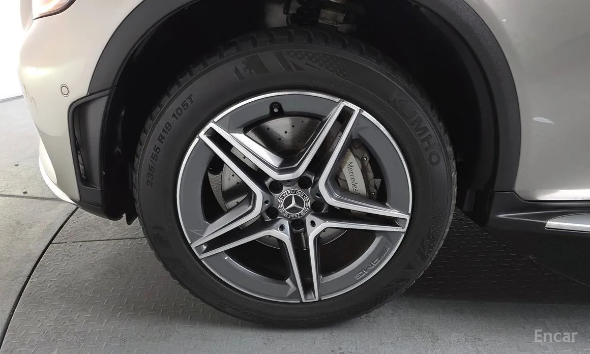 Фото 5 - Mercedes-Benz GLC-Class