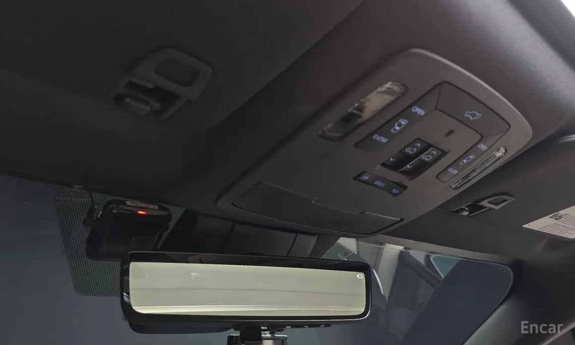 Фото 19 - Toyota Sienna