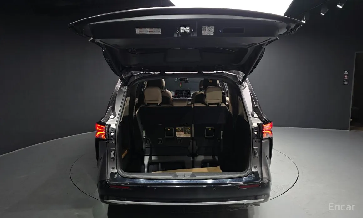 Фото 20 - Toyota Sienna