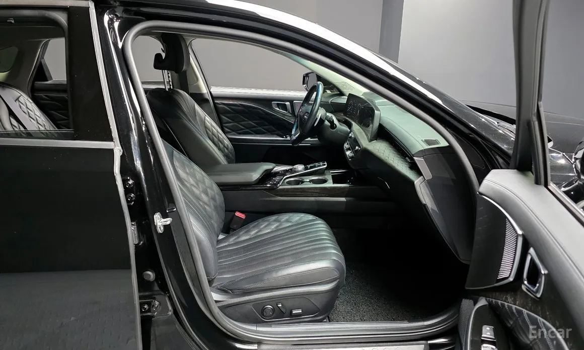 Фото 10 - Kia K8