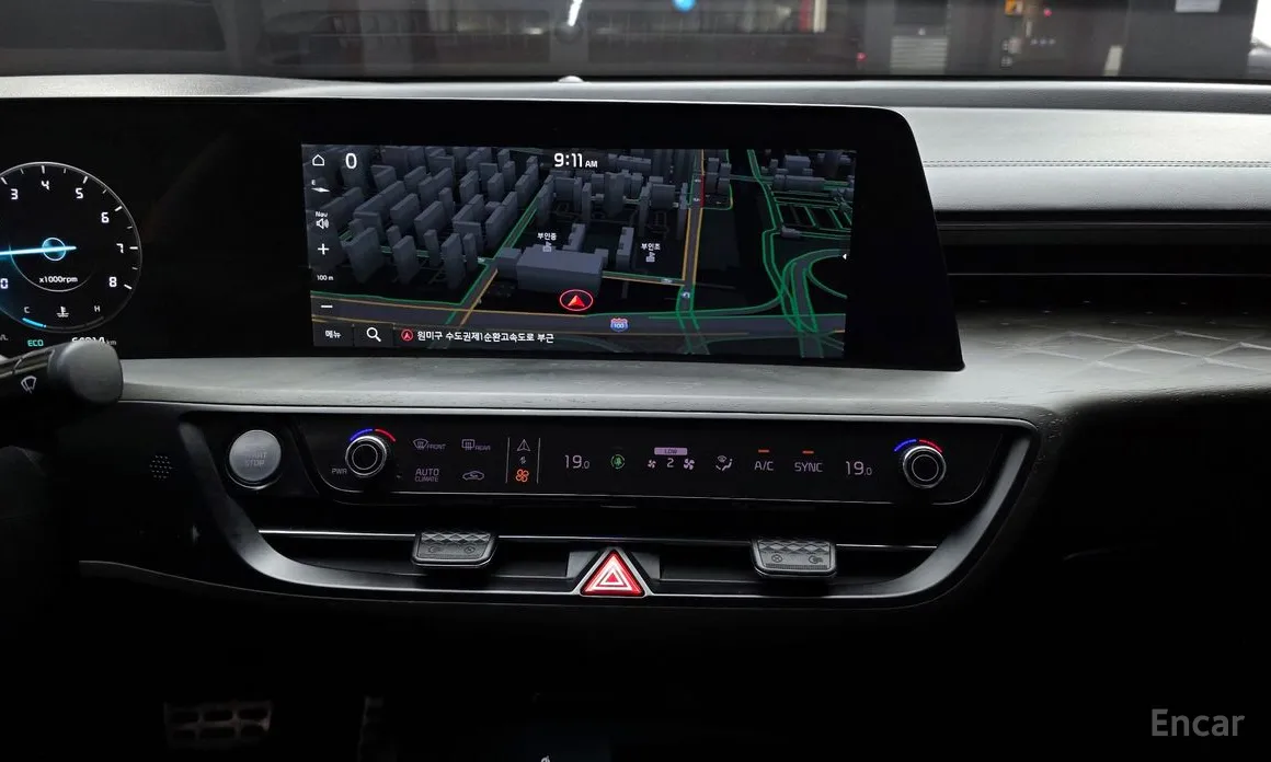 Фото 15 - Kia K8