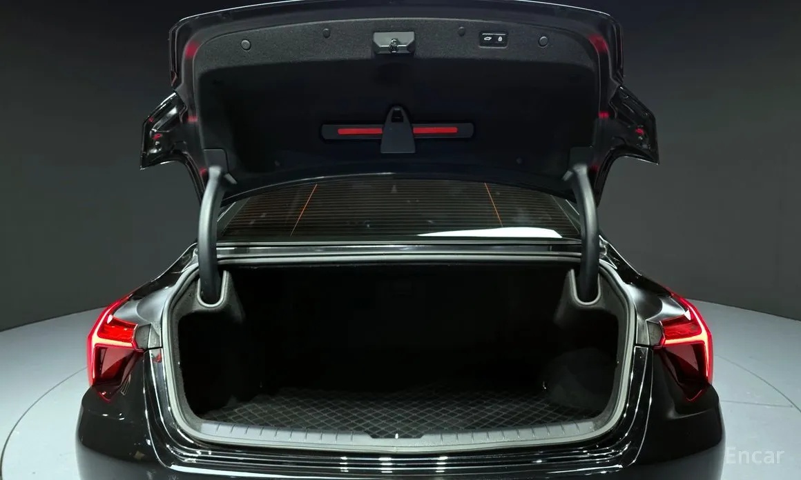 Фото 20 - Kia K8