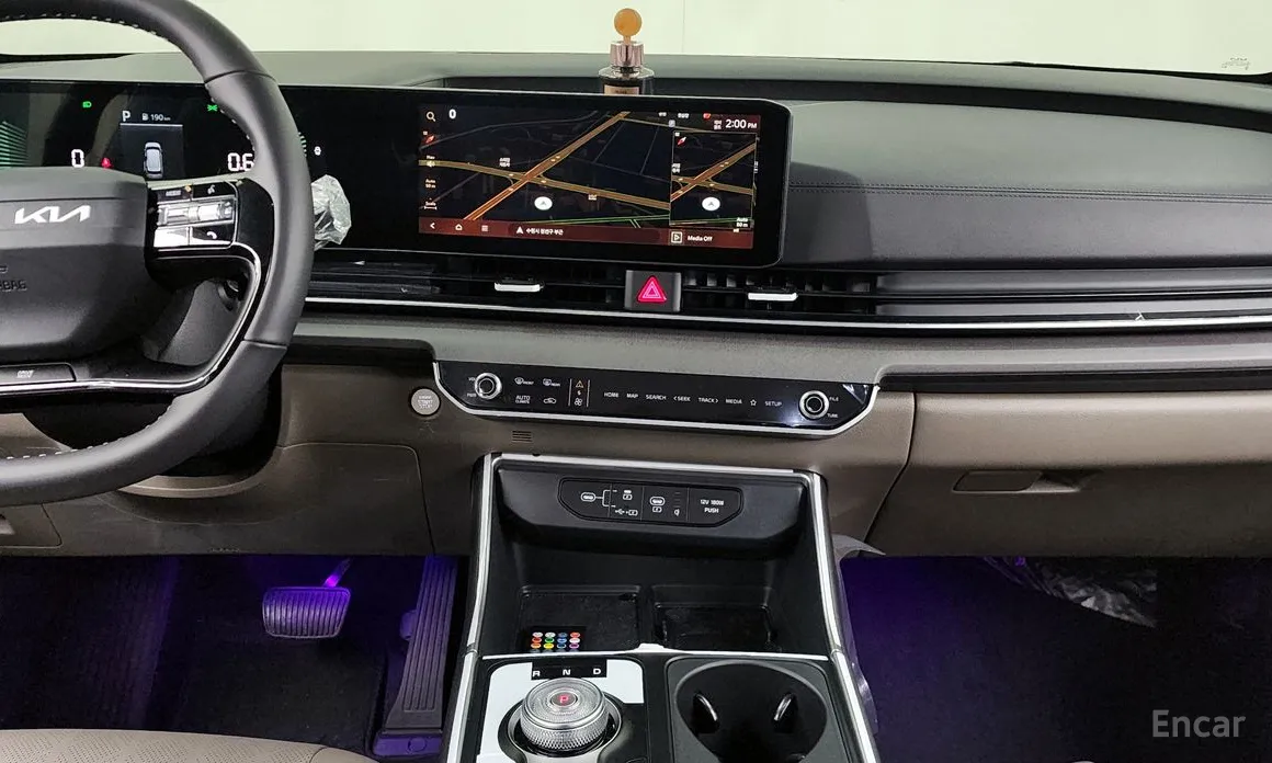 Фото 14 - Kia Carnival