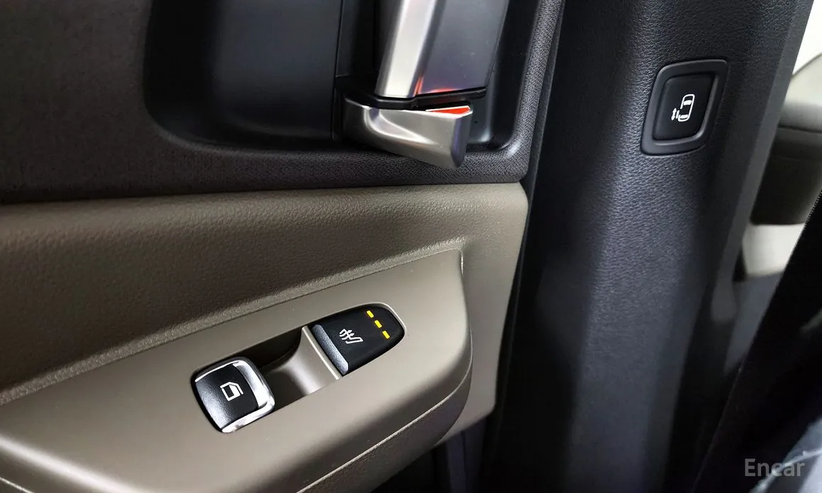 Фото 19 - Kia Carnival