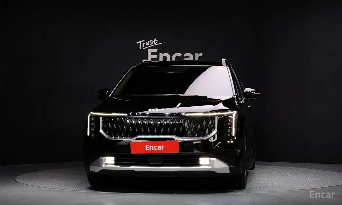 Фото 3 - Kia Carnival