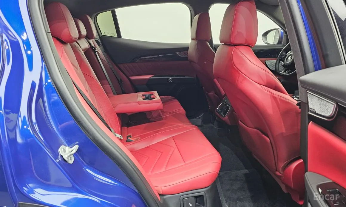 Фото 12 - Maserati Grecale