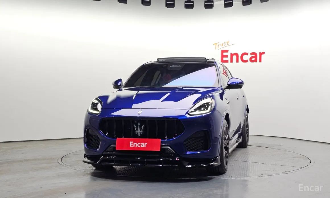 Фото 3 - Maserati Grecale