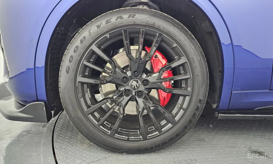 Фото 5 - Maserati Grecale