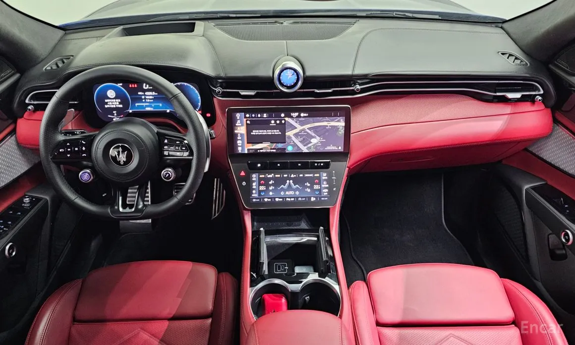 Фото 7 - Maserati Grecale