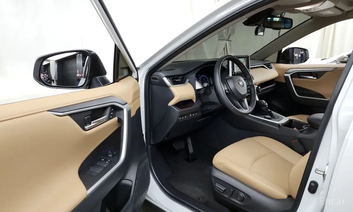 Toyota RAV4 2019 2,5 4WD Hybrid LTD
