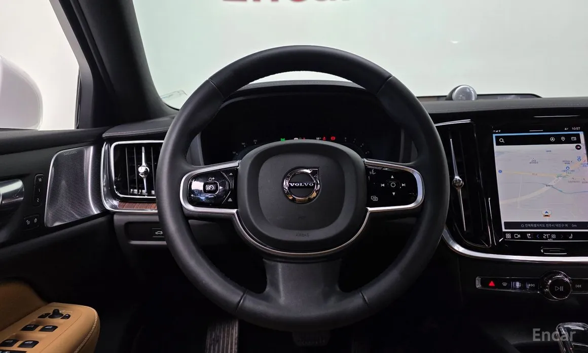 Фото 15 - Volvo S60