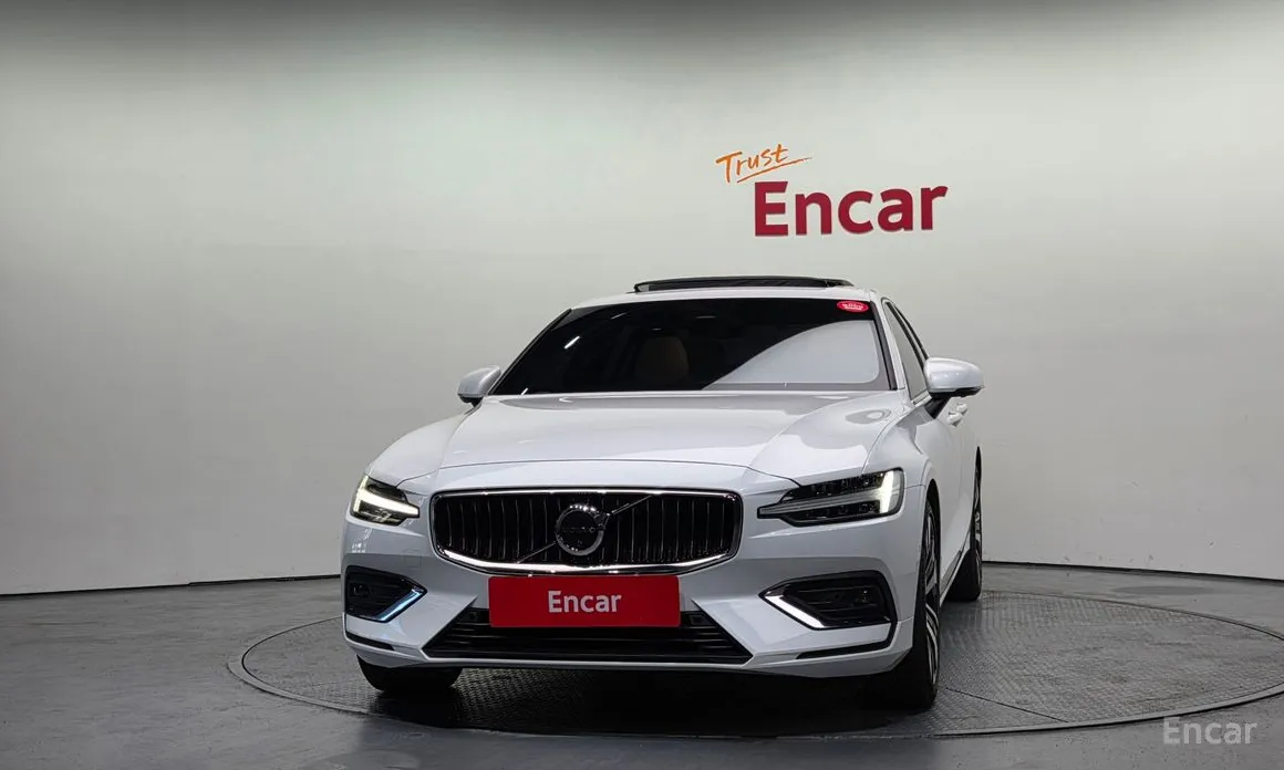 Фото 3 - Volvo S60