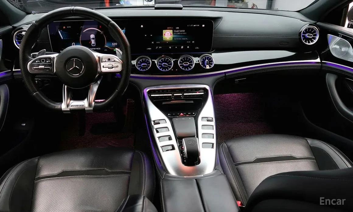 Фото 10 - Mercedes-Benz AMG GT