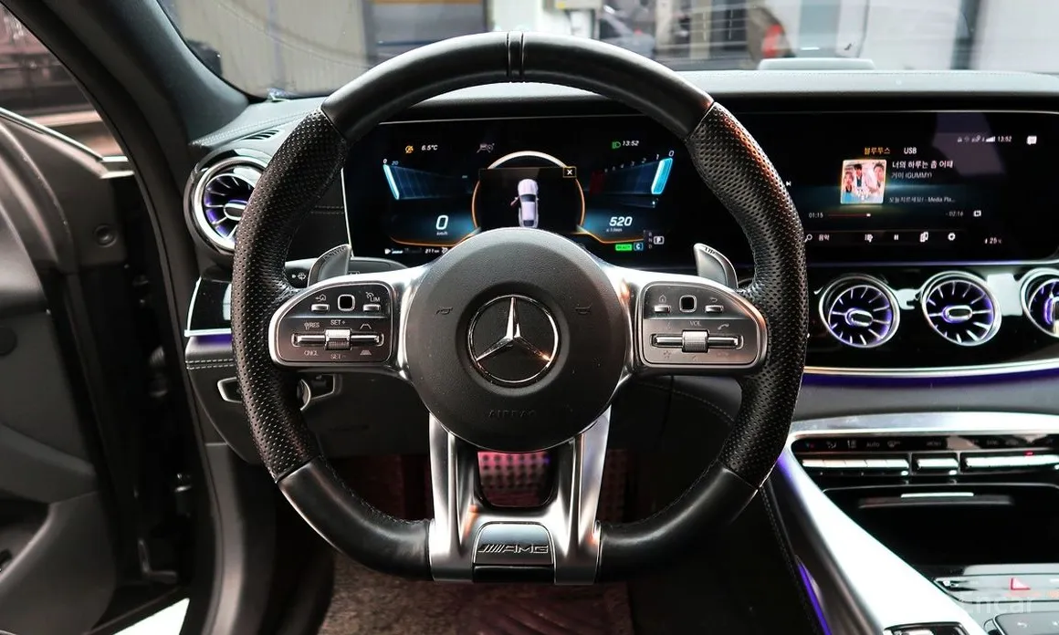 Фото 6 - Mercedes-Benz AMG GT