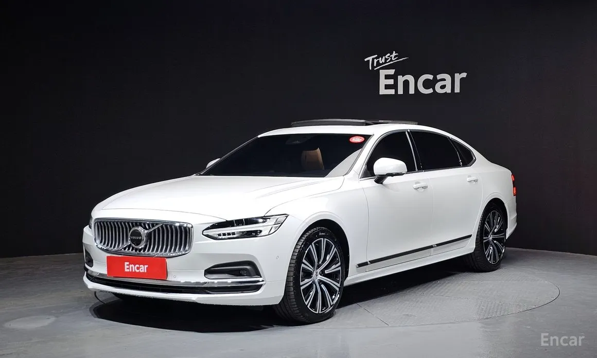 Фото 1 - Volvo S90