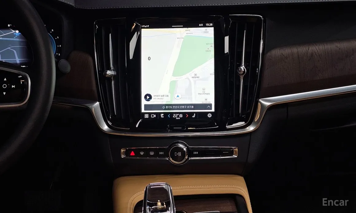 Фото 18 - Volvo S90