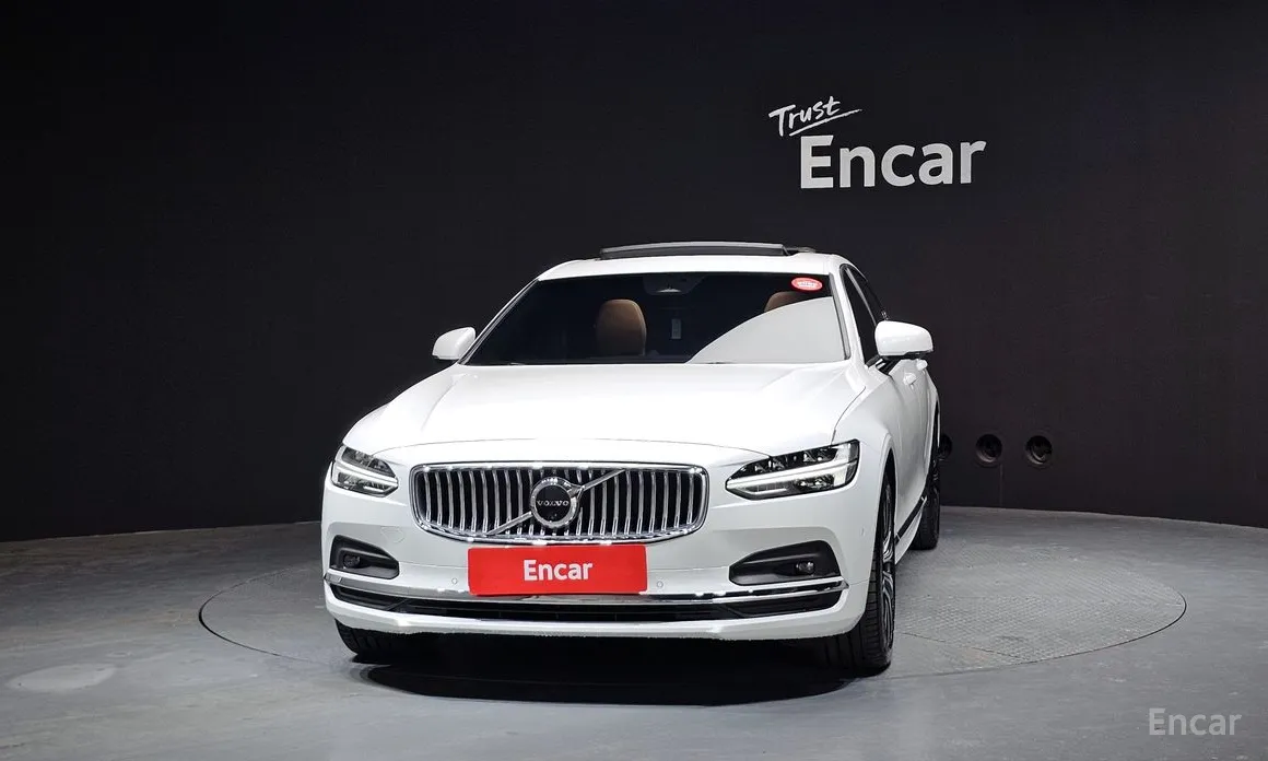 Фото 3 - Volvo S90