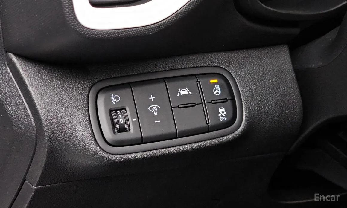 Фото 17 - Hyundai Venue