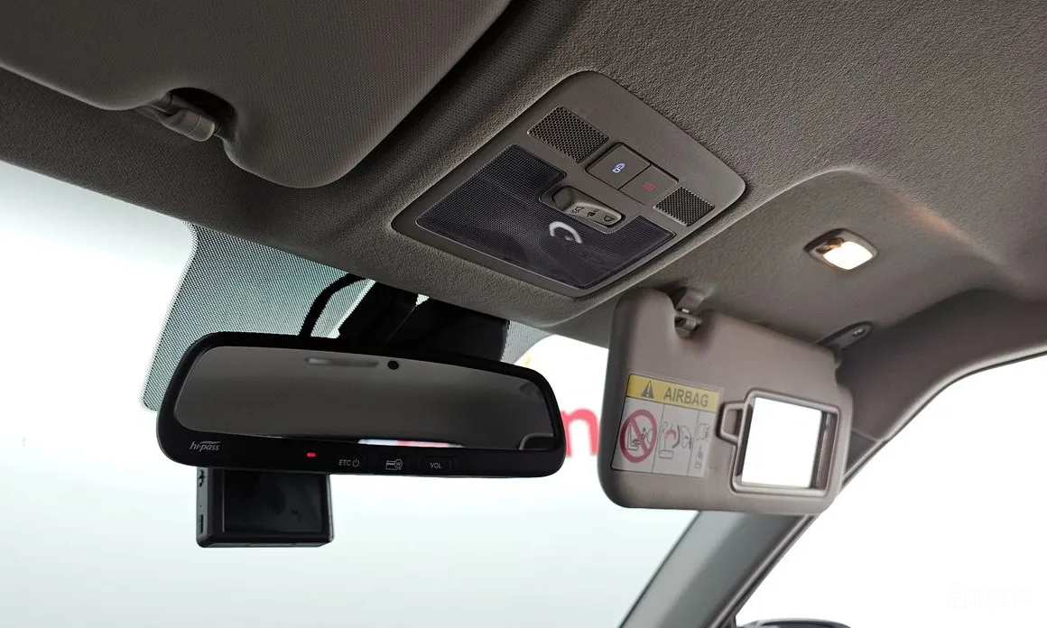 Фото 19 - Hyundai Venue