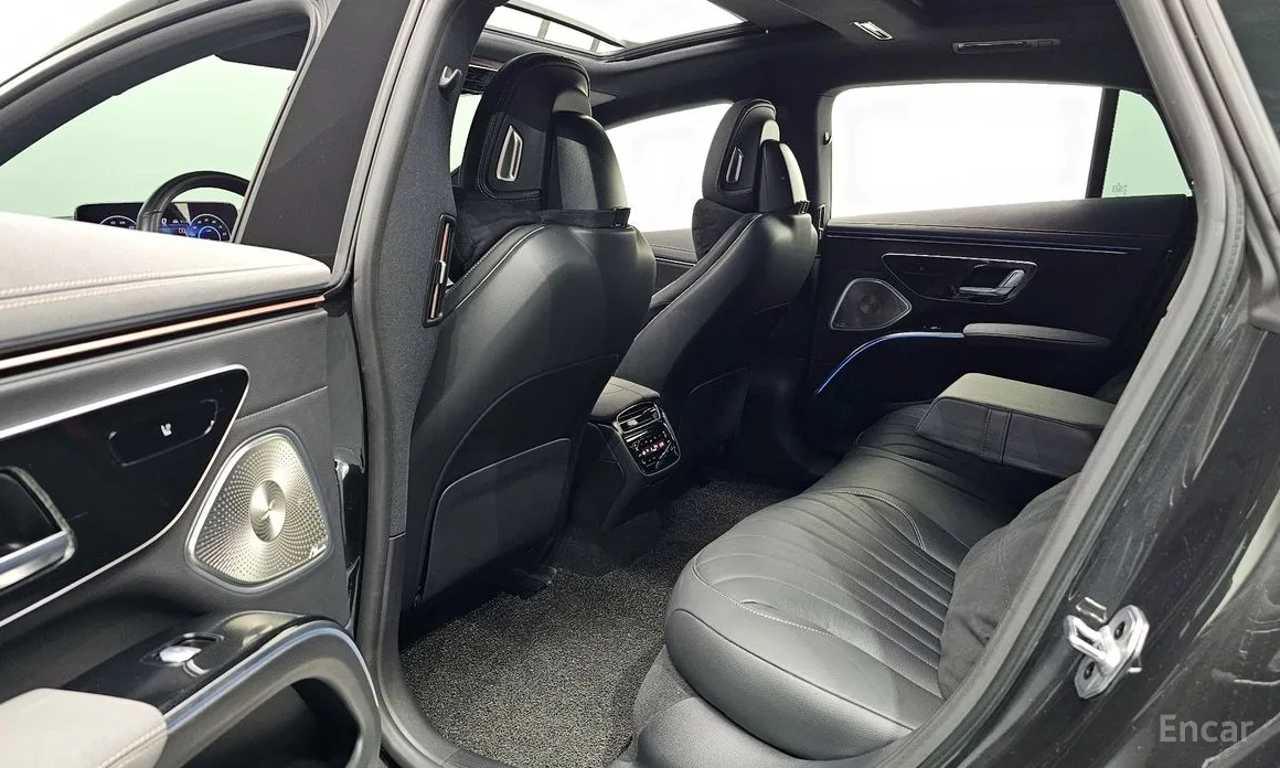 Фото 12 - Mercedes-Benz EQS