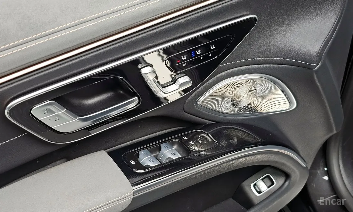 Фото 14 - Mercedes-Benz EQS